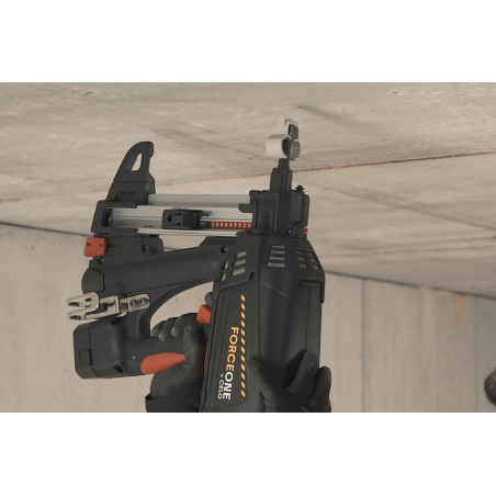 Pistol de batut cuie FORCE ONE, cu magazie lunga, 40 de buc