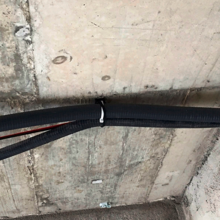 Suport pentru bride, negru Basebrid TBB